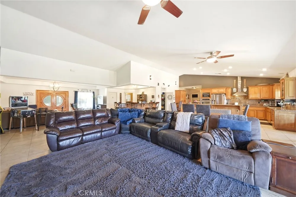 30510 Phillip Rd Nuevo, CA 92567