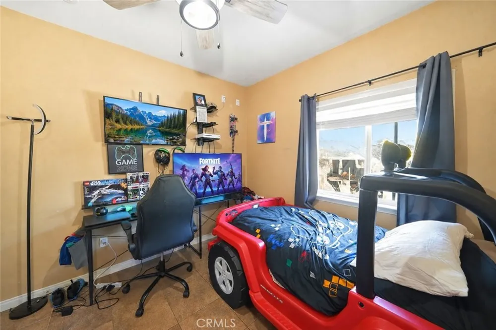 30510 Phillip Rd Nuevo, CA 92567