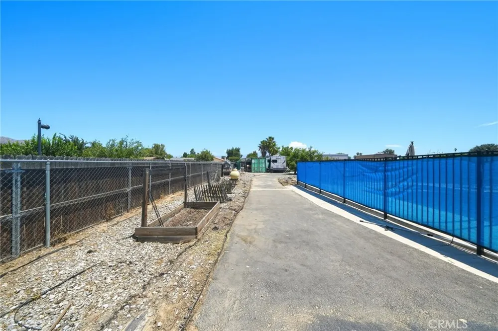 30510 Phillip Rd Nuevo, CA 92567