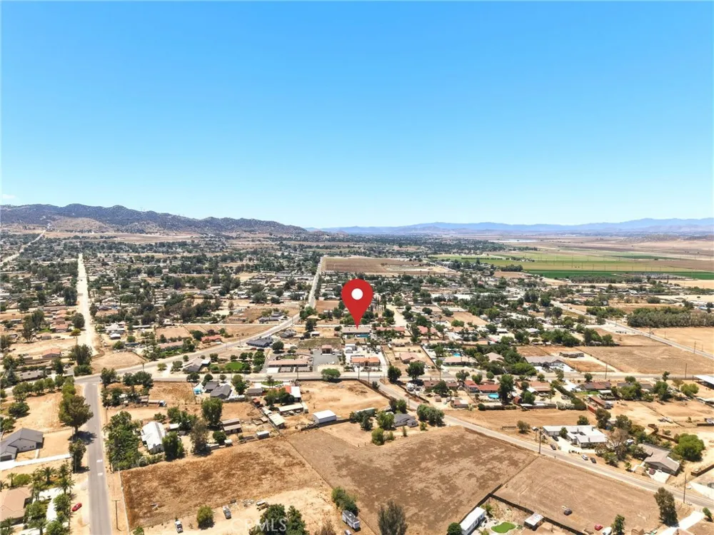 30510 Phillip Rd Nuevo, CA 92567
