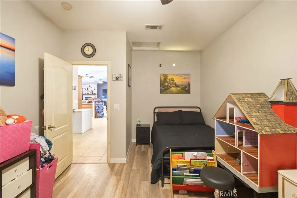 30510 Phillip Rd Nuevo, CA 92567