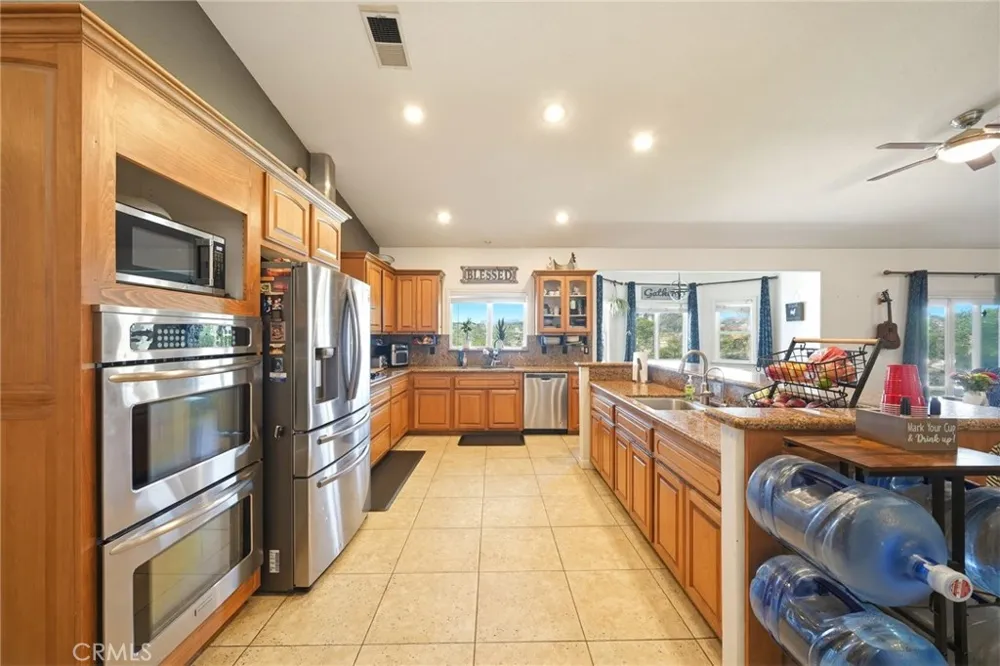 30510 Phillip Rd Nuevo, CA 92567