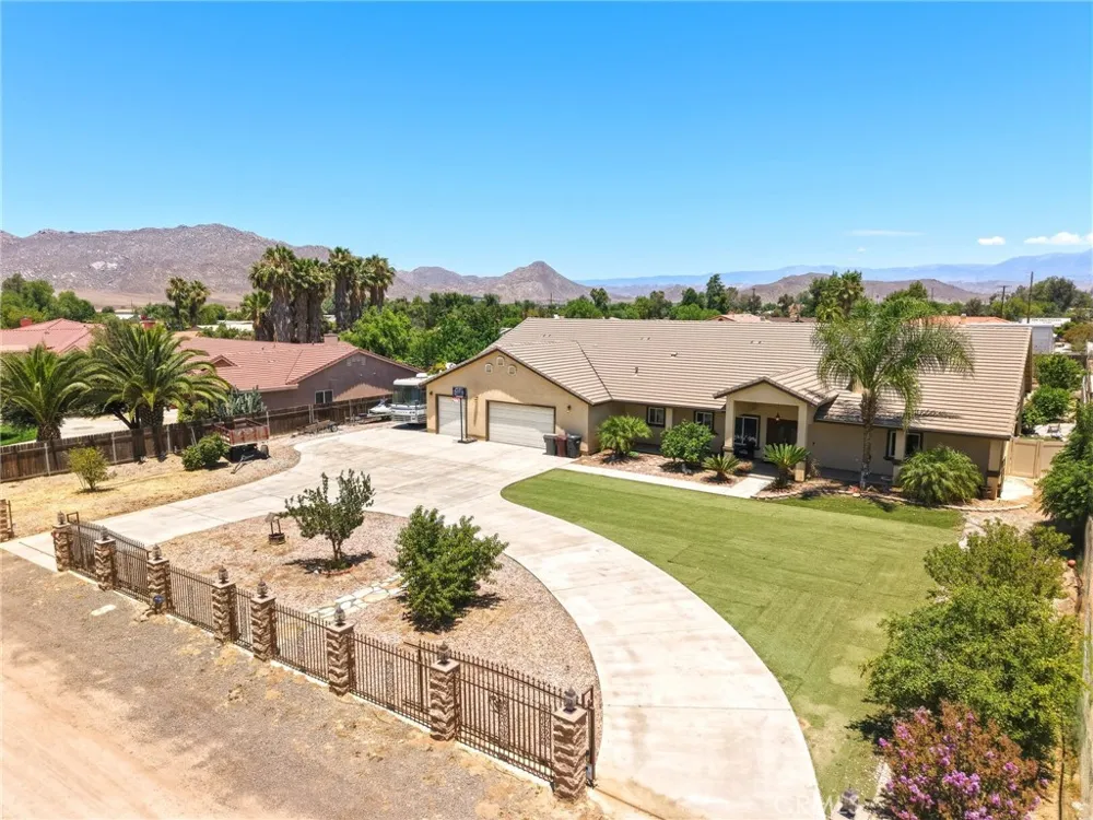 30510 Phillip Rd Nuevo, CA 92567