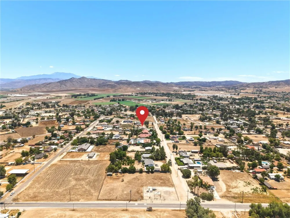 30510 Phillip Rd Nuevo, CA 92567