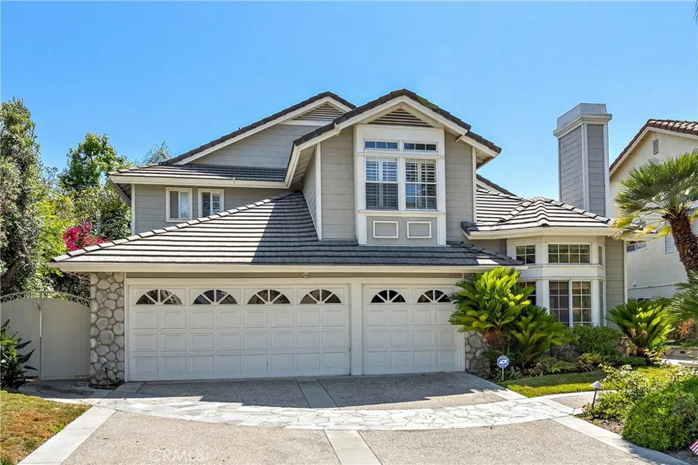 26841 Devonshire Road Laguna Hills, CA 92653
