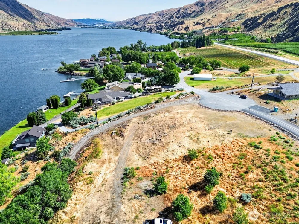 44 Shore Drive East Wenatchee, WA 98802