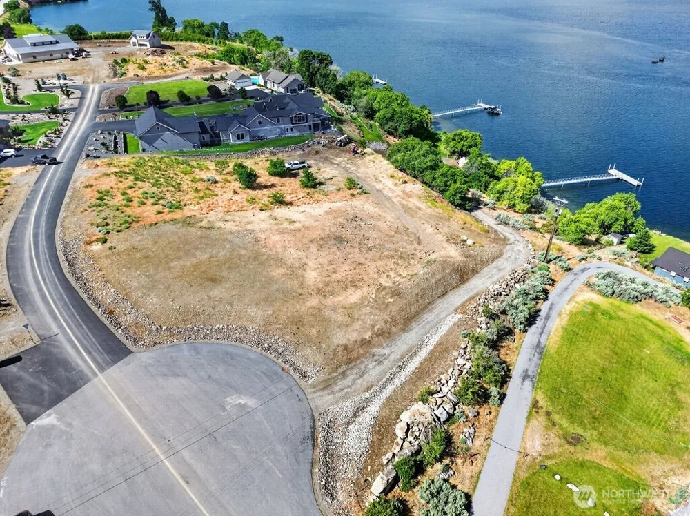 44 Shore Drive East Wenatchee, WA 98802