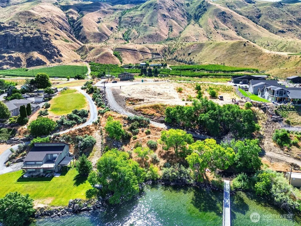 44 Shore Drive East Wenatchee, WA 98802