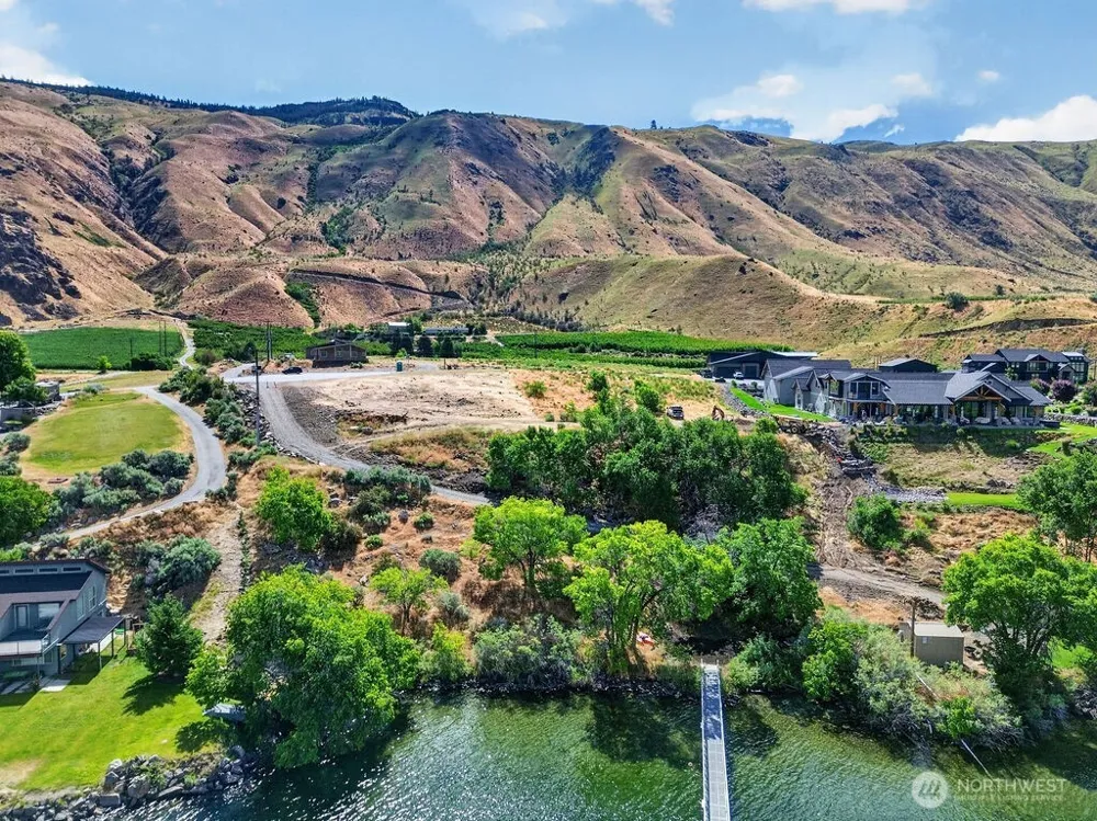 44 Shore Drive East Wenatchee, WA 98802