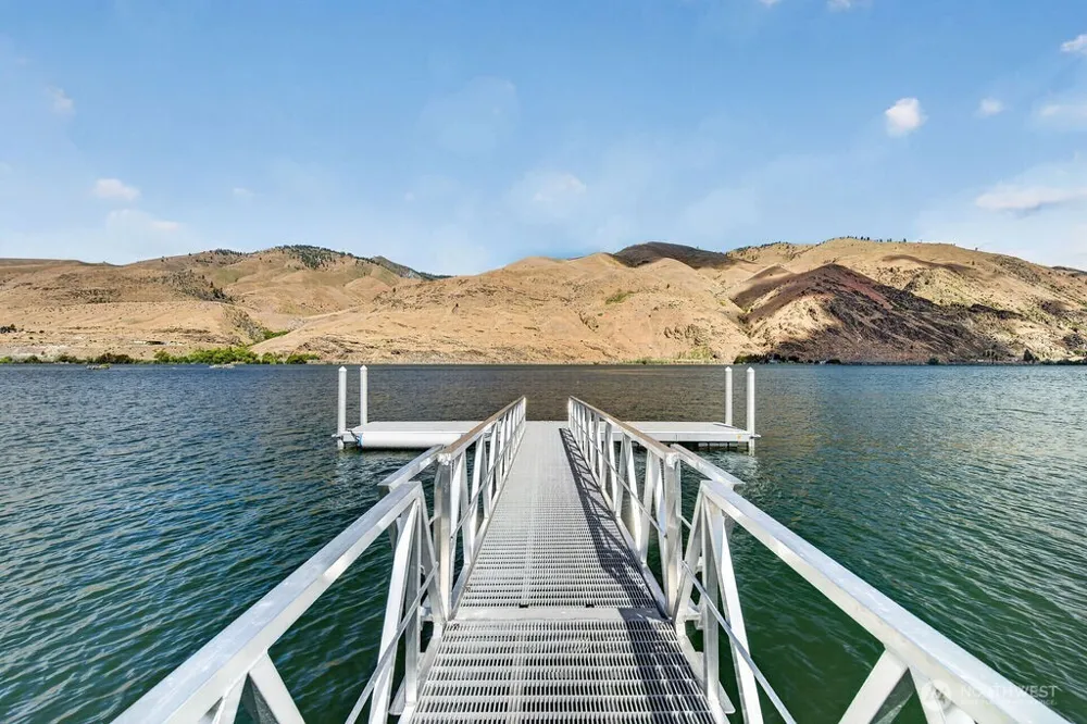 44 Shore Drive East Wenatchee, WA 98802