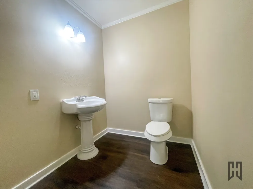 714 Butler Street Springhill, LA 71075