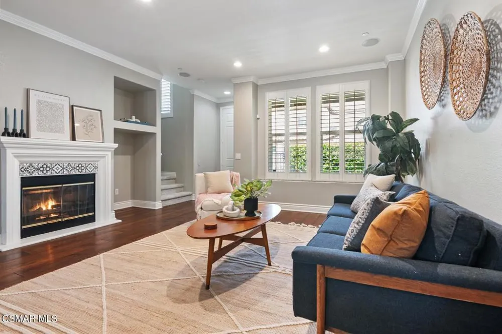 110 Via Katrina Newbury Park, CA 91320
