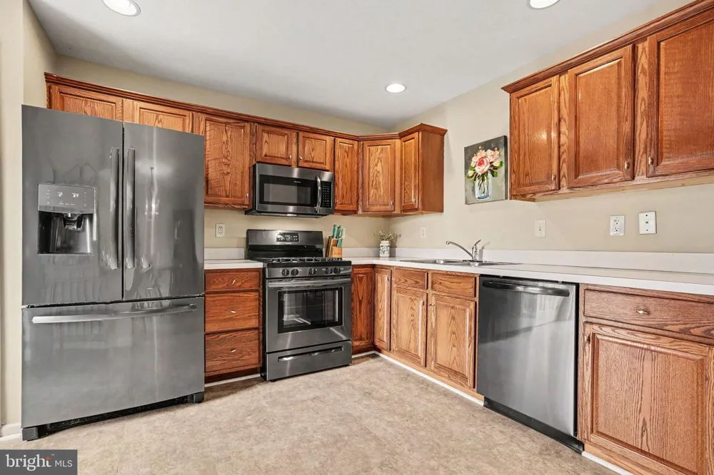 2252 IONOFF ROAD Harrisburg, PA 17110