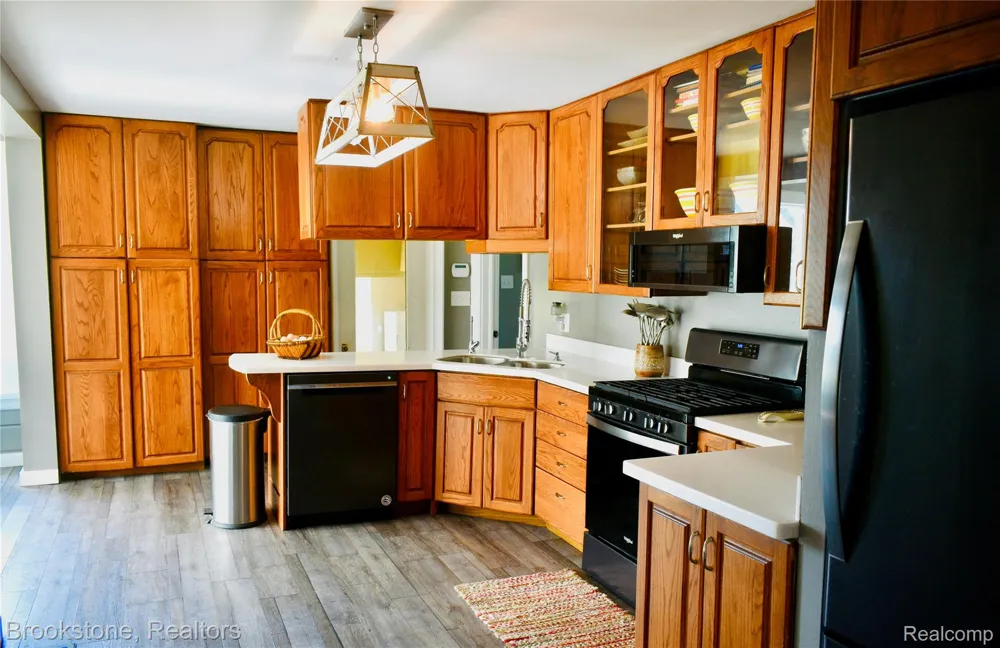 3669 B DRIVE S Leroy Township, MI 49015