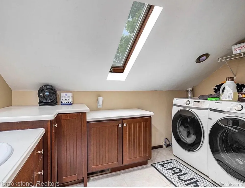 3669 B DRIVE S Leroy Township, MI 49015