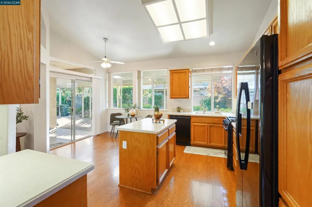287 Mandarin Cir Vacaville, CA 95687