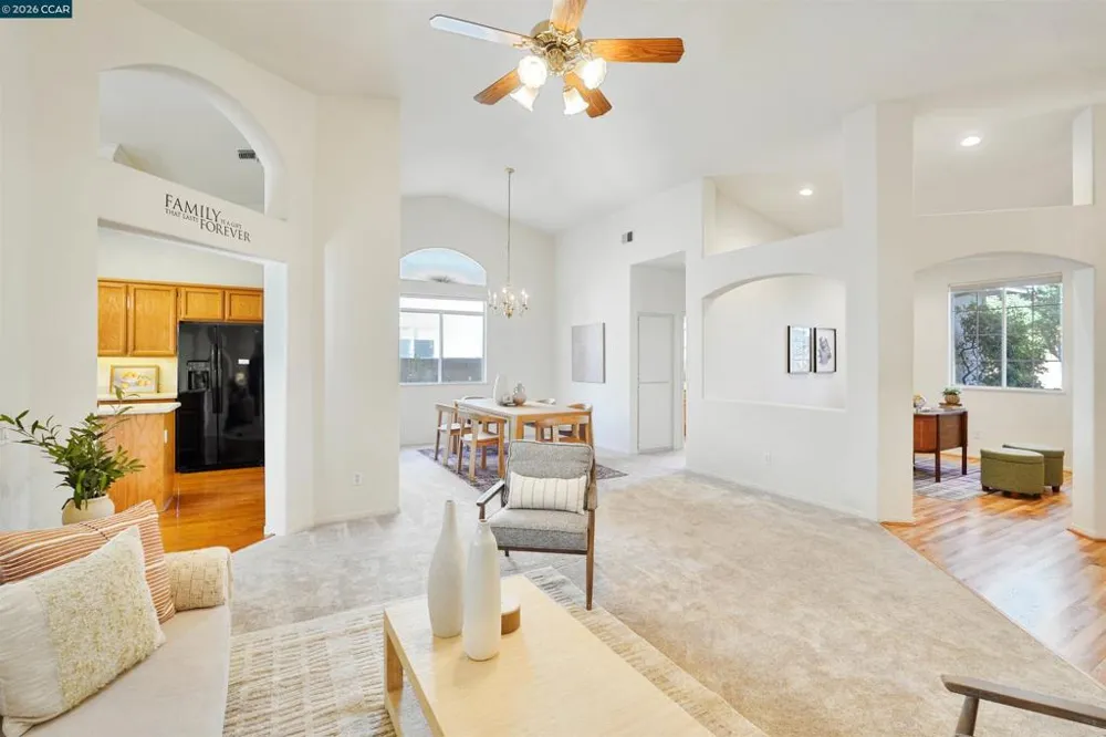 287 Mandarin Cir Vacaville, CA 95687