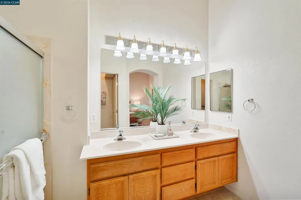 287 Mandarin Cir Vacaville, CA 95687