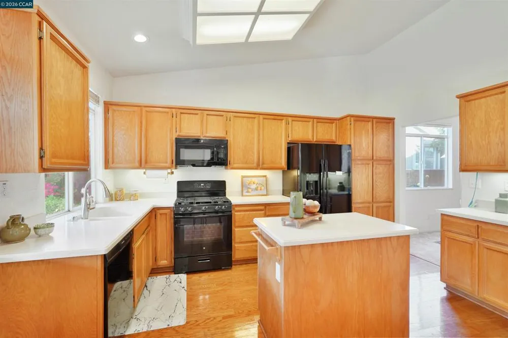 287 Mandarin Cir Vacaville, CA 95687
