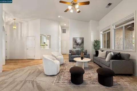 287 Mandarin Cir