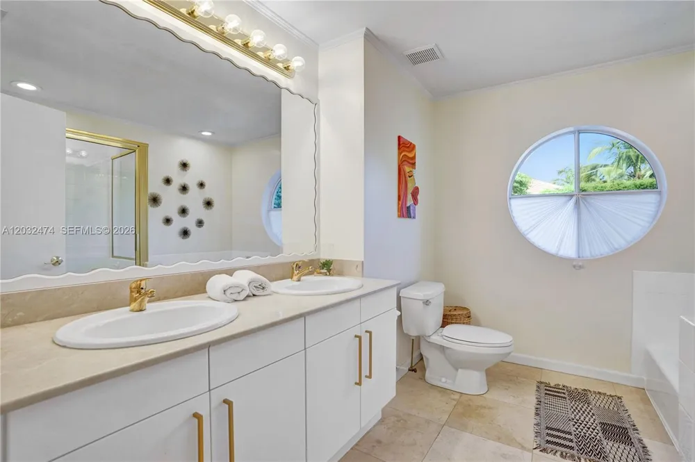 3718 NE 208th St #3718 Aventura, FL 33180