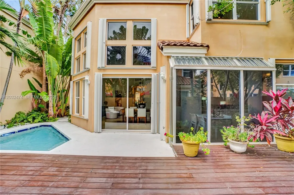 3718 NE 208th St #3718 Aventura, FL 33180