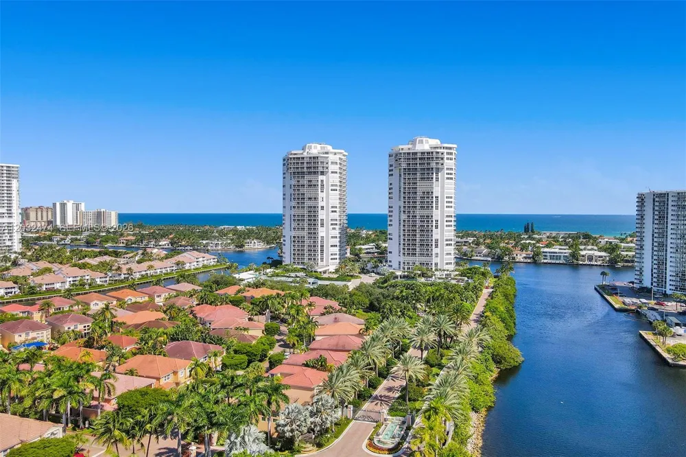 3718 NE 208th St #3718 Aventura, FL 33180