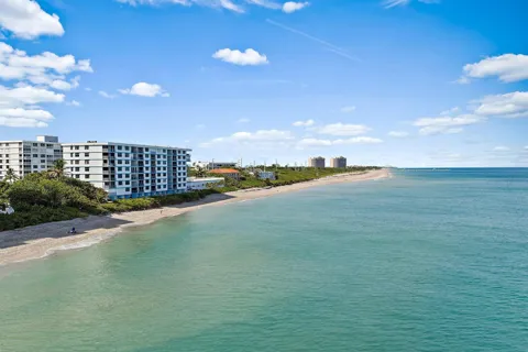 900 Ocean Drive #106