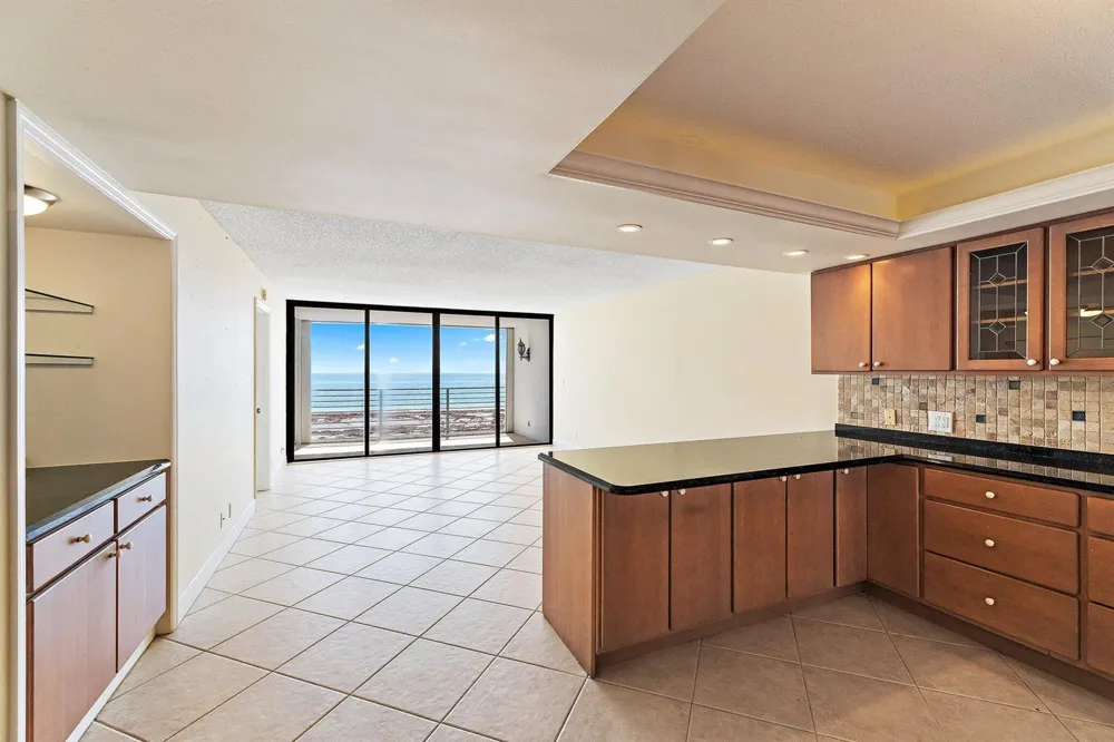 900 Ocean Drive #106 Juno Beach, FL 33408