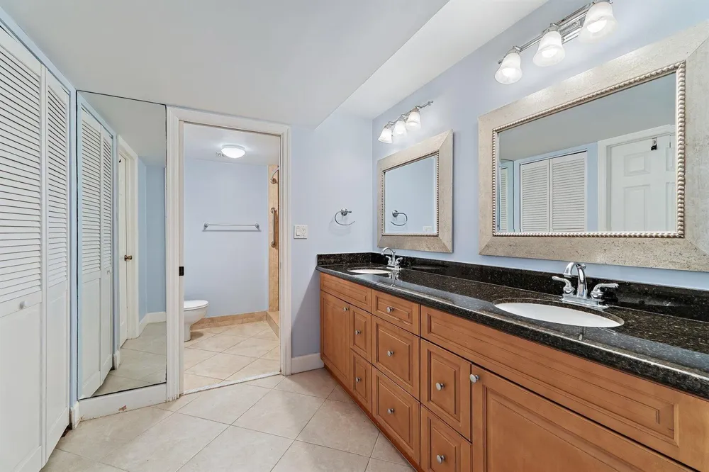900 Ocean Drive #106 Juno Beach, FL 33408