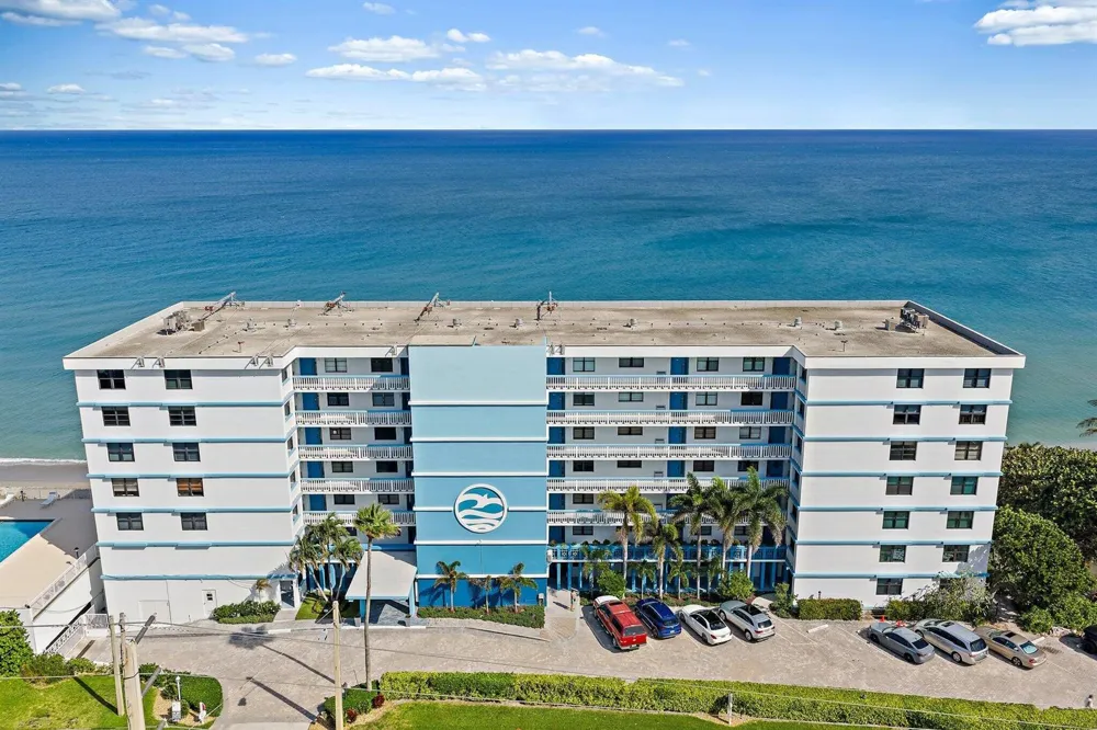 900 Ocean Drive #106 Juno Beach, FL 33408