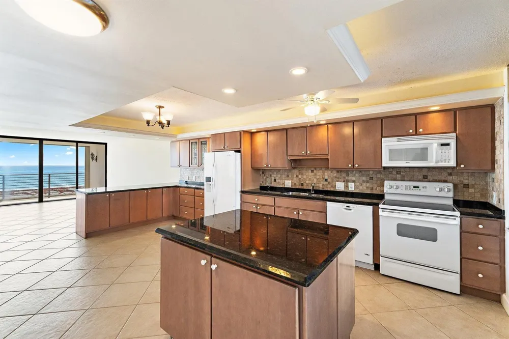 900 Ocean Drive #106 Juno Beach, FL 33408