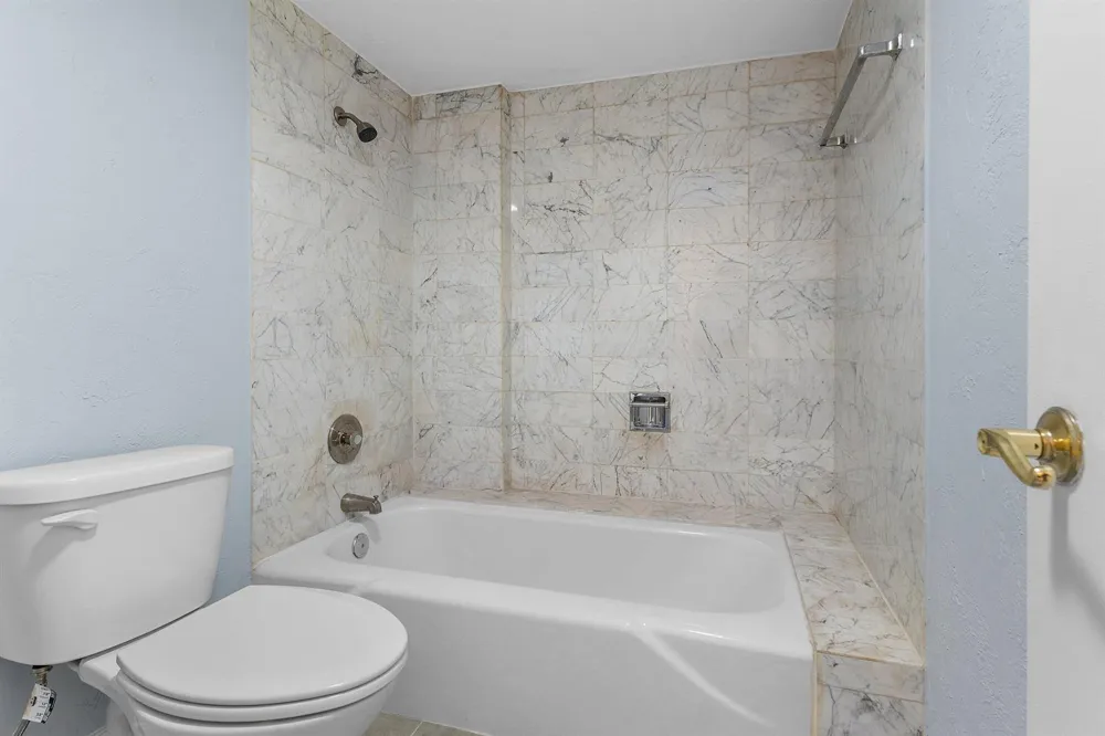 1150 Hillsboro Mile #905 Hillsboro Beach, FL 33062
