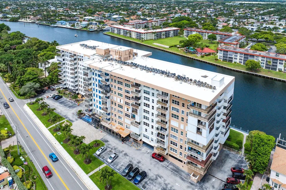 1150 Hillsboro Mile #905 Hillsboro Beach, FL 33062