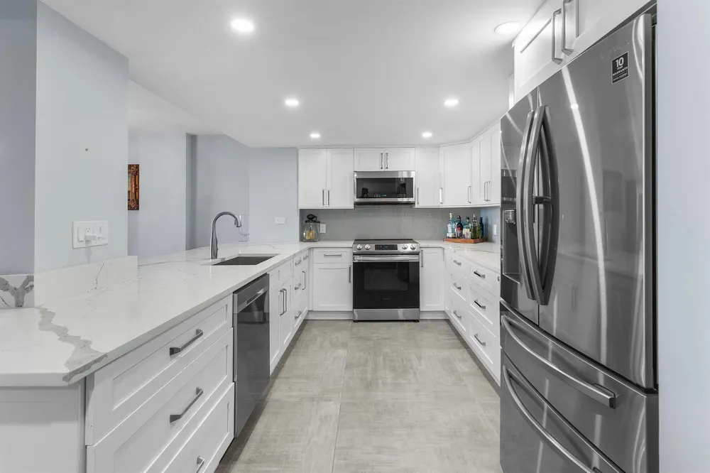1150 Hillsboro Mile #905 Hillsboro Beach, FL 33062