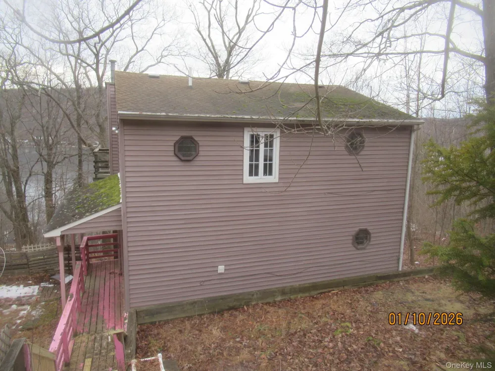 70 Deer Trail Greenwood Lake, NY 10925