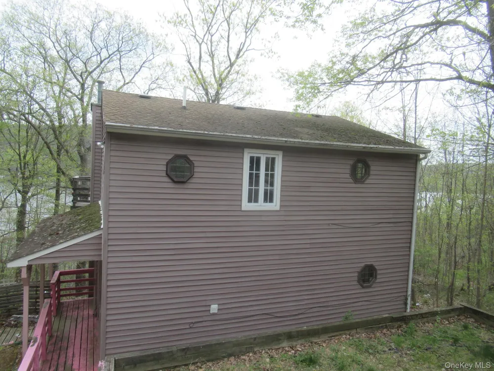 70 Deer Trail Greenwood Lake, NY 10925
