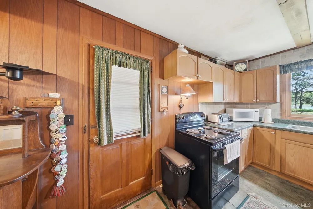 67 East Road Wurtsboro, NY 12790