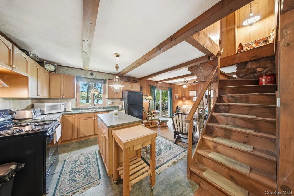 67 East Road Wurtsboro, NY 12790