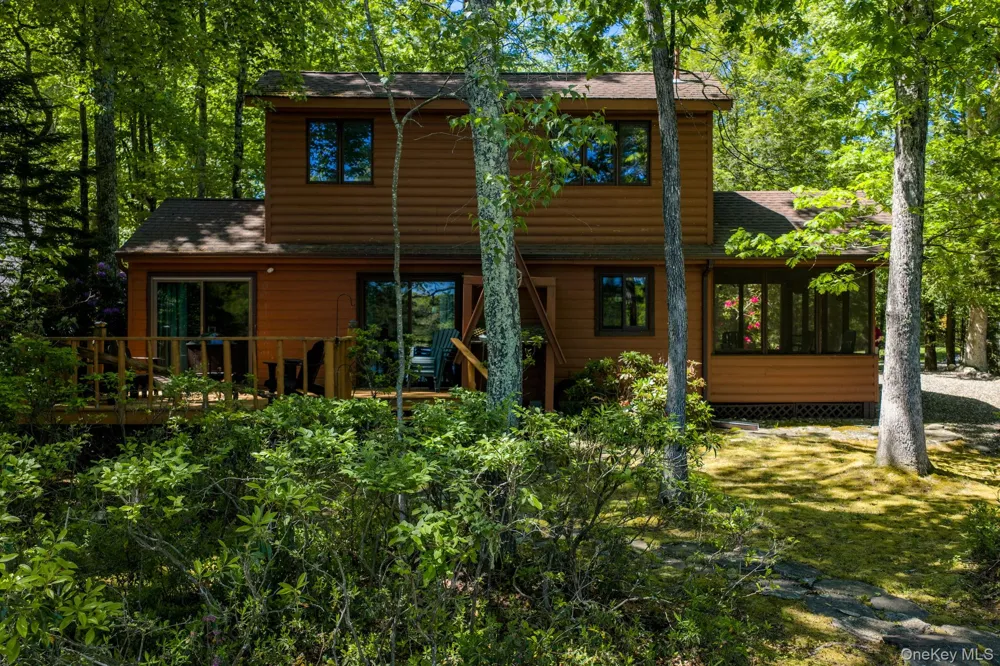 67 East Road Wurtsboro, NY 12790