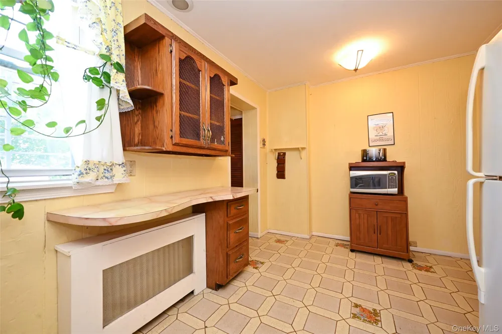 6953 73rd Place Middle Village, NY 11379
