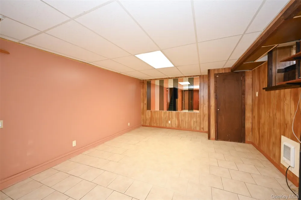 6953 73rd Place Middle Village, NY 11379