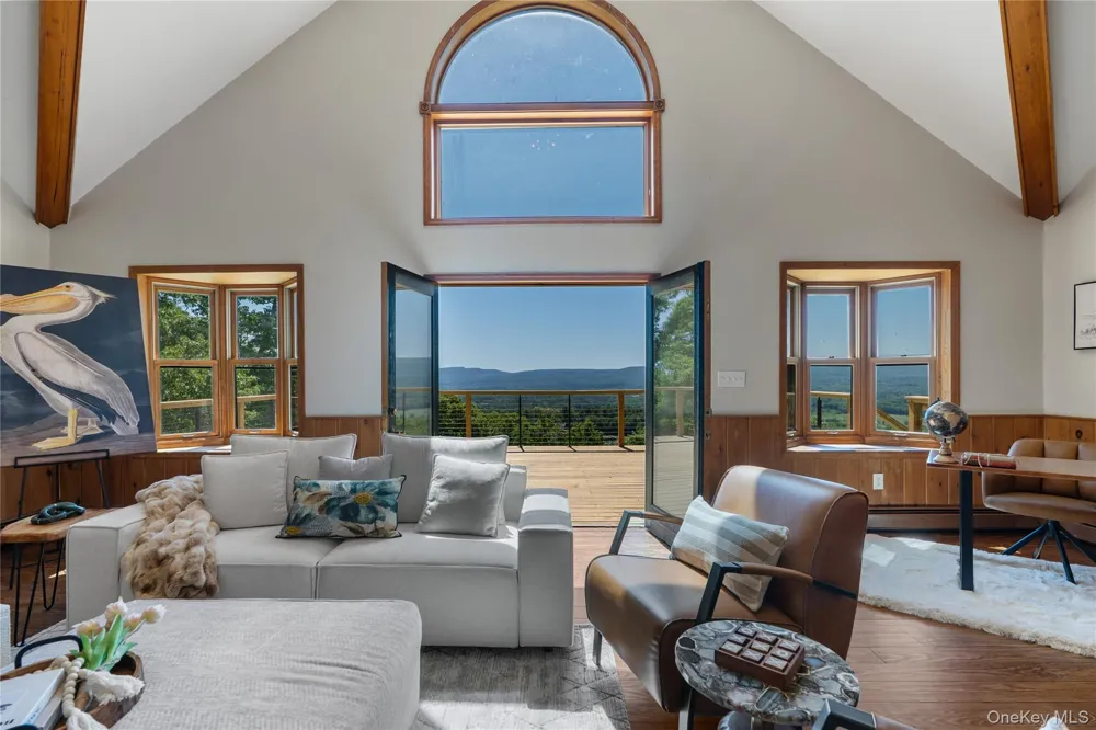 120 Rochester Center Road Accord, NY 12404