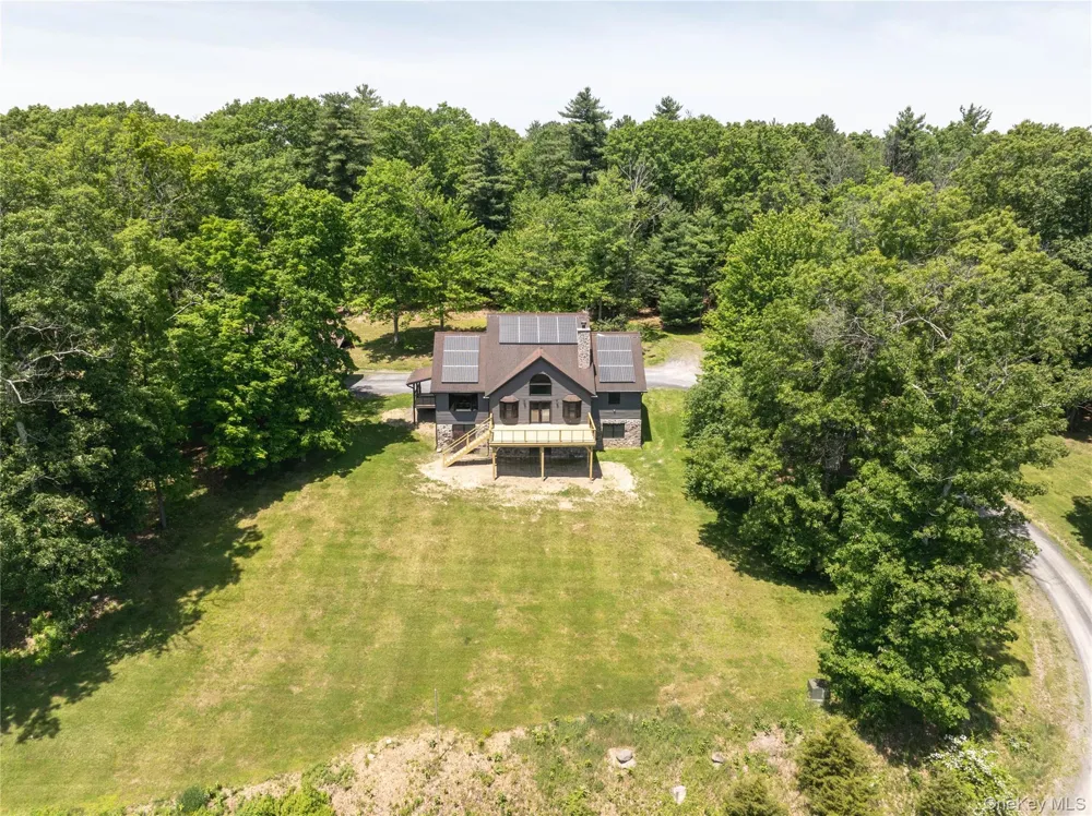 120 Rochester Center Road Accord, NY 12404