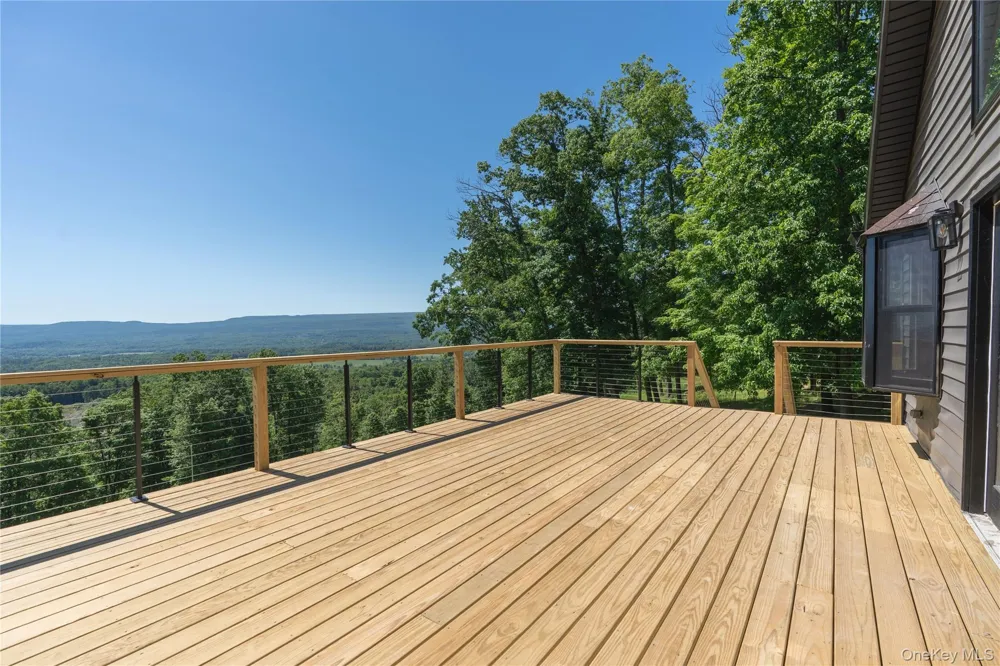 120 Rochester Center Road Accord, NY 12404