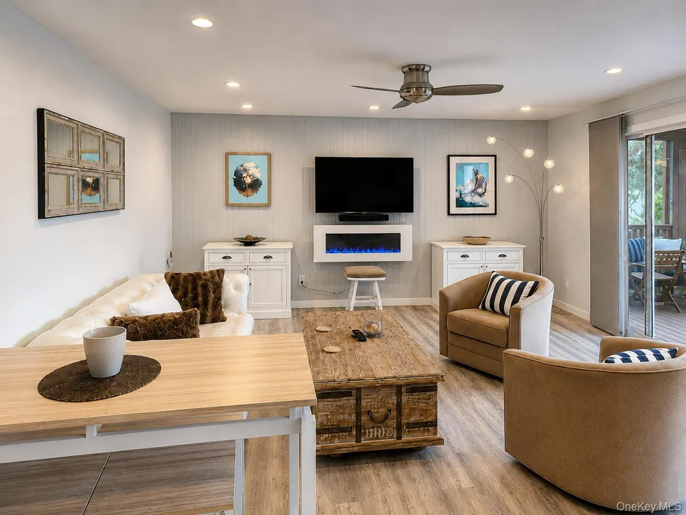 C-133 Harbor Walk #133 Fire Island Pines, NY 11782