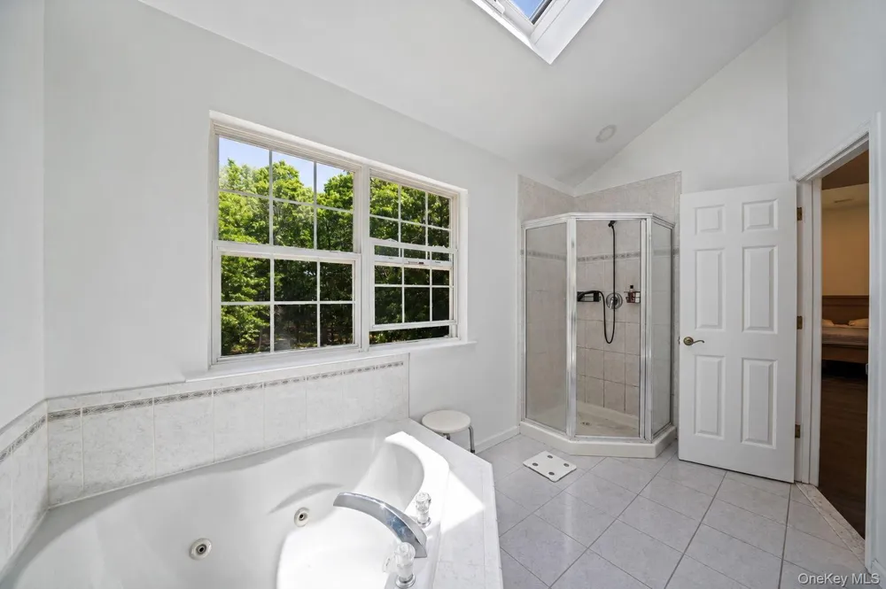 9 Mulligan Drive Medford, NY 11763