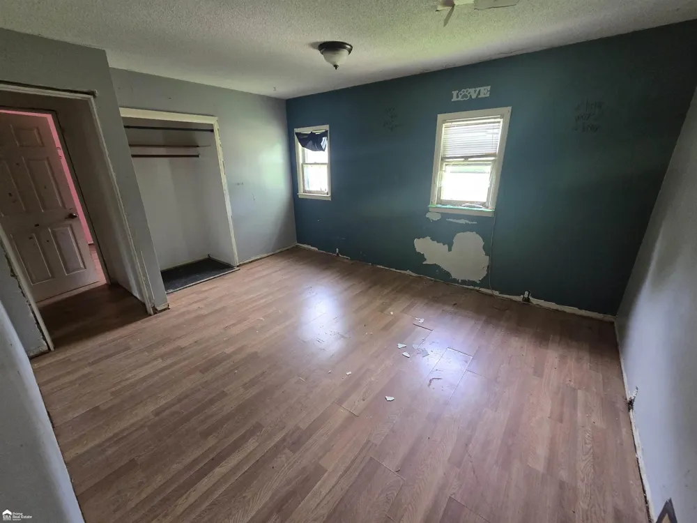 3233 Home Avenue Mt Morris City, MI 48504