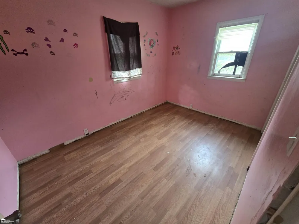 3233 Home Avenue Mt Morris City, MI 48504