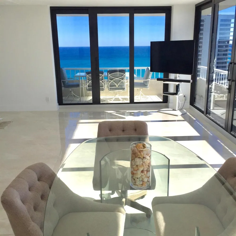 5550 Ocean Drive #22b Singer Island, FL 33404